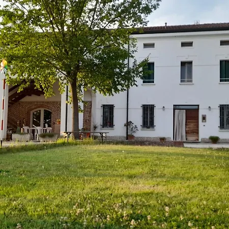 فندق مبيت وإفطار Casa Pascolone Pegognaga